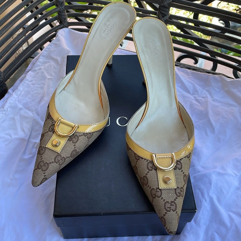Gucci sand Tess leather pumps
